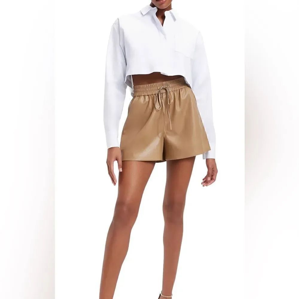 Good American Tan Vegan Leather Shorts Size 4 Large